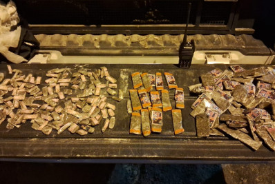 PM apreende 287 trouxinhas de maconha no Novo Horizonte em Nilópolis