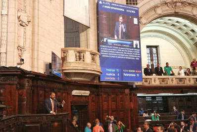 Alerj aprova carta de crédito do Governo do Estado para famílias darem entrada na casa própria