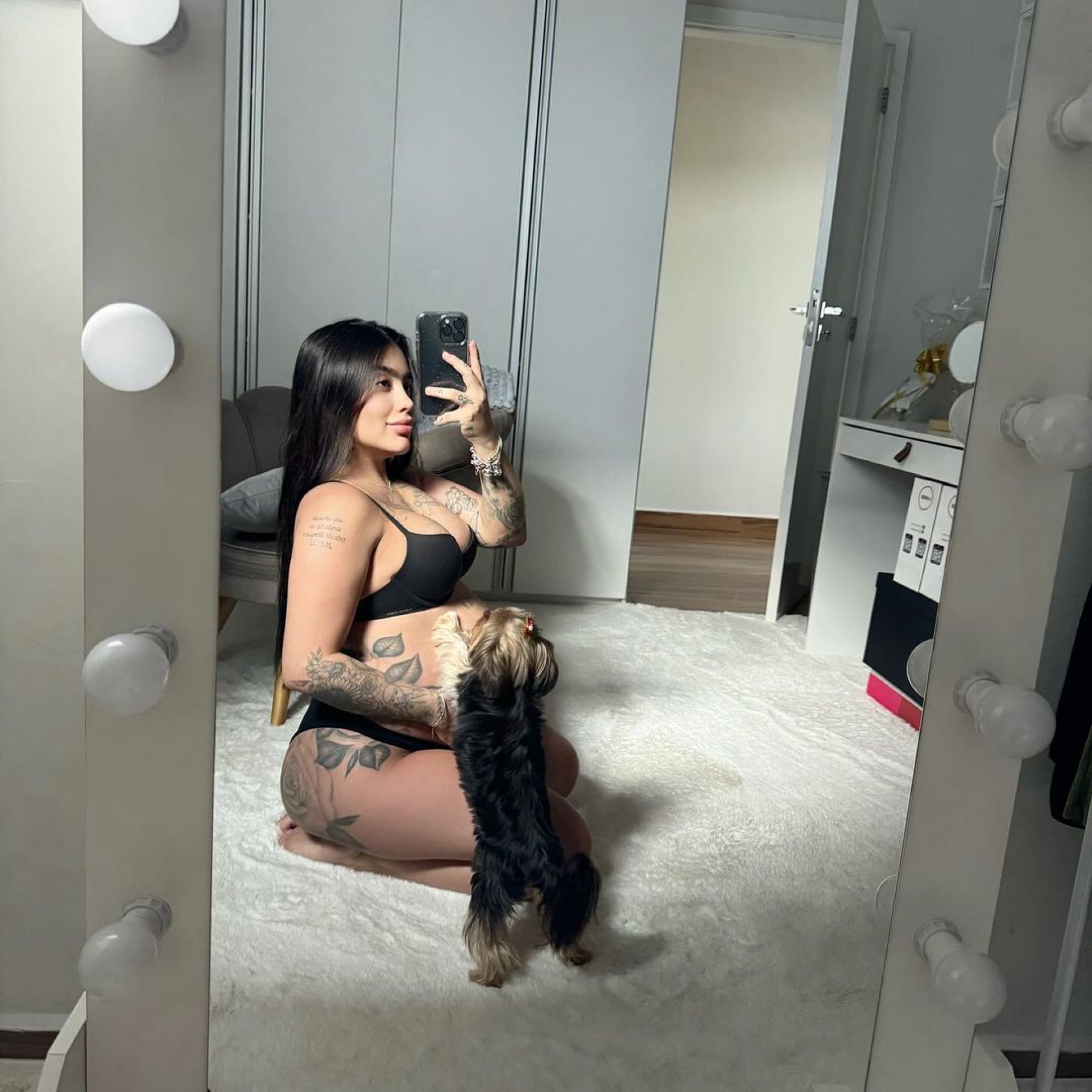 MC Mirella publica carta aberta para a filha - Reprodução