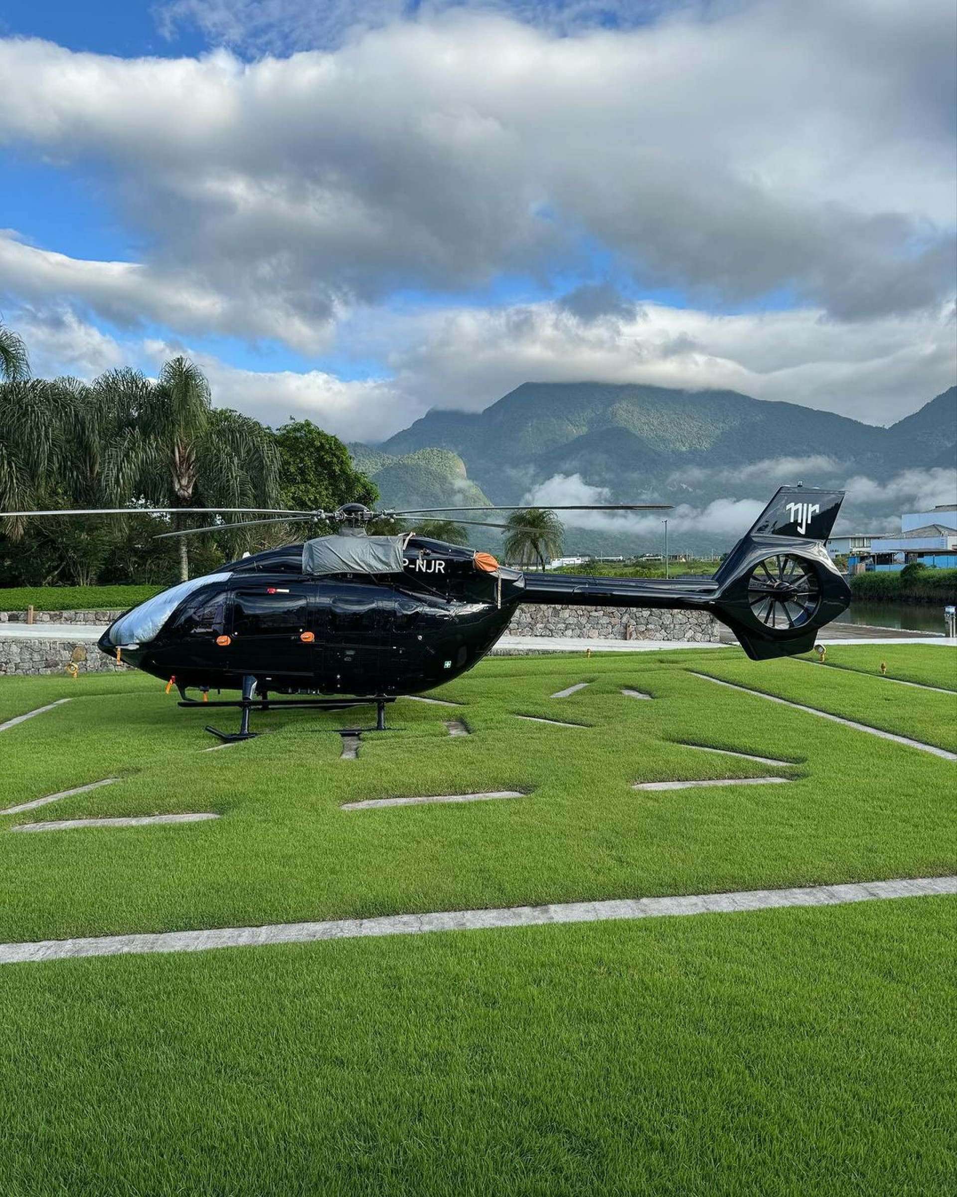 Nattan visita a mansão de Neymar em Mangaratiba - Reprodução Internet