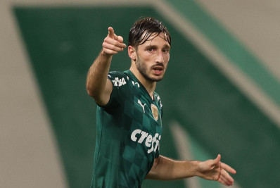 Flamengo tem interesse em ex-lateral do Palmeiras