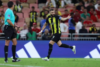 Chelsea avalia contratação de Firmino e Benzema, que estão em baixa no futebol saudita