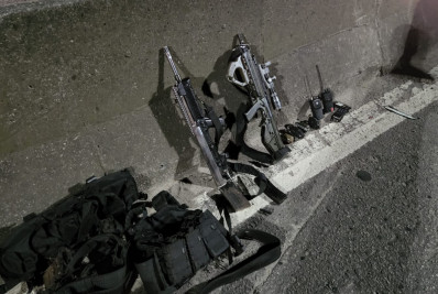 Perseguição policial na Avenida Brasil deixa suspeito morto e outro ferido