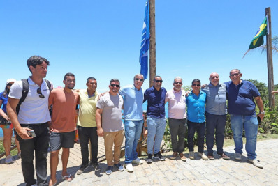 Búzios celebra Bandeira Azul na Azeda e Azedinha