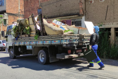 ‘Bota Fora Dengue’ recolhe três toneladas de materiais na Vila Coringa