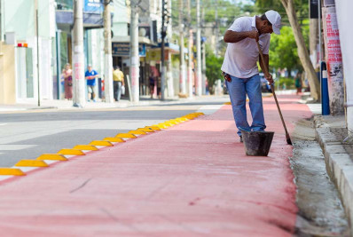 Facilitando as compras de Natal: estacionamento liberado no Centro de Macaé