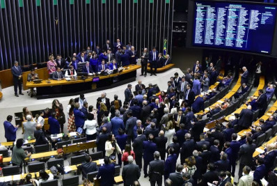 Imprensa internacional repercute aprovação da reforma tributária no Brasil