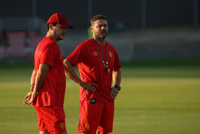 Diniz deve repetir time da final da Libertadores no duelo com o Al-Ahly