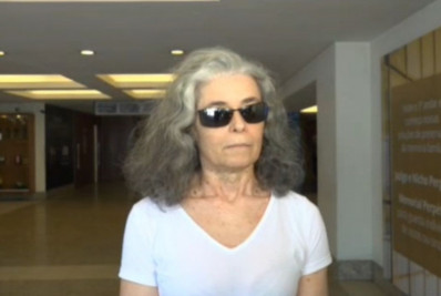 Familiares e amigos se despedem do compositor Carlos Lyra em cerimônia no Memorial do Carmo