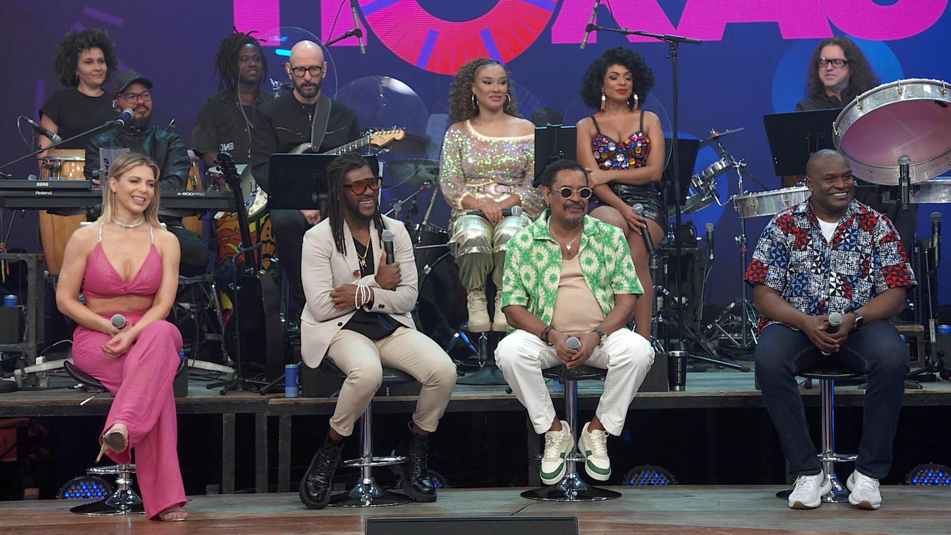 Grupo É O Tchan foi homenageado no 'Altas Horas' deste sábado - Globo/Divulgação