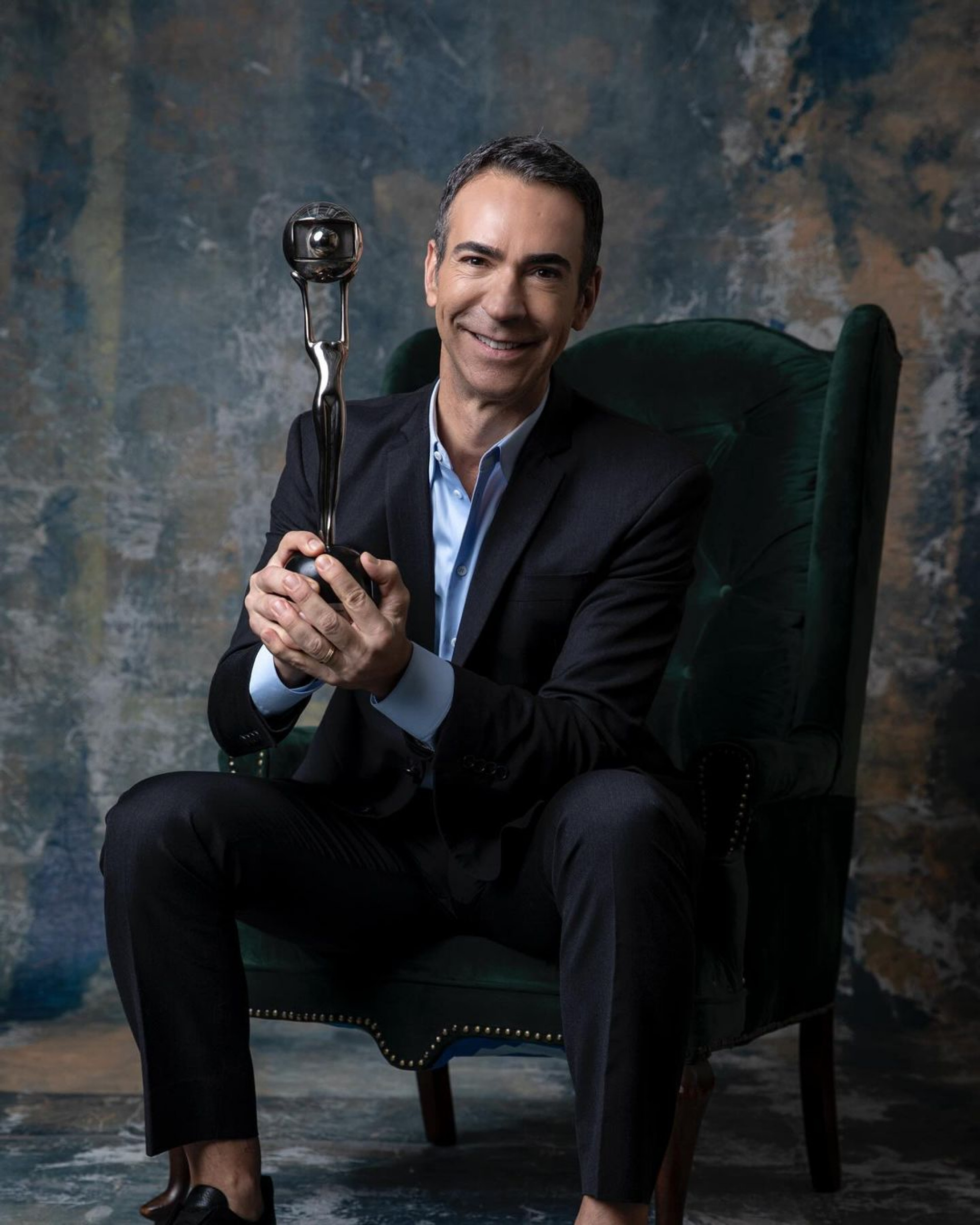 Cesar Tralli vence na categoria Jornalismo do Melhores do Ano 2023 - TvGlobo