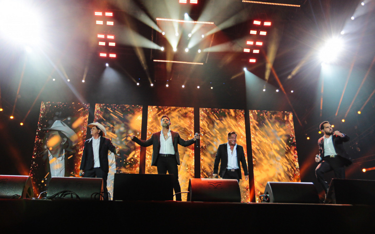 Encerramento da turnê \'Amigos 20 anos\', em São Paulo