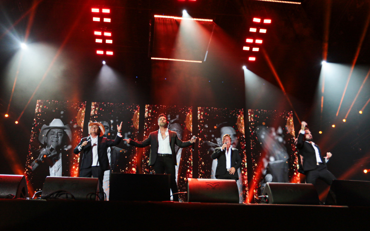 Encerramento da turnê \'Amigos 20 anos\', em São Paulo