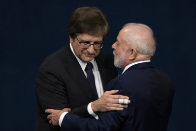 Lula assina recondução de Gonet a novo mandato à frente da PGR