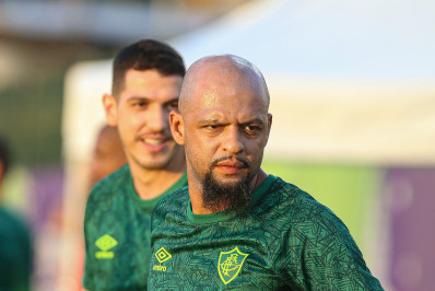 Felipe Melo admite transição para fim de carreira em 2024: 'Não vou jogar com o nome'