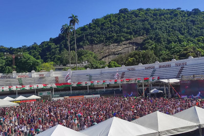 Mundial: em clima de festa, torcida acompanha estreia do Fluminense na 'Casa Laranjeiras'
