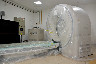 Hospital do Retiro, em Volta Redonda, recebe moderno equipamento de tomografia