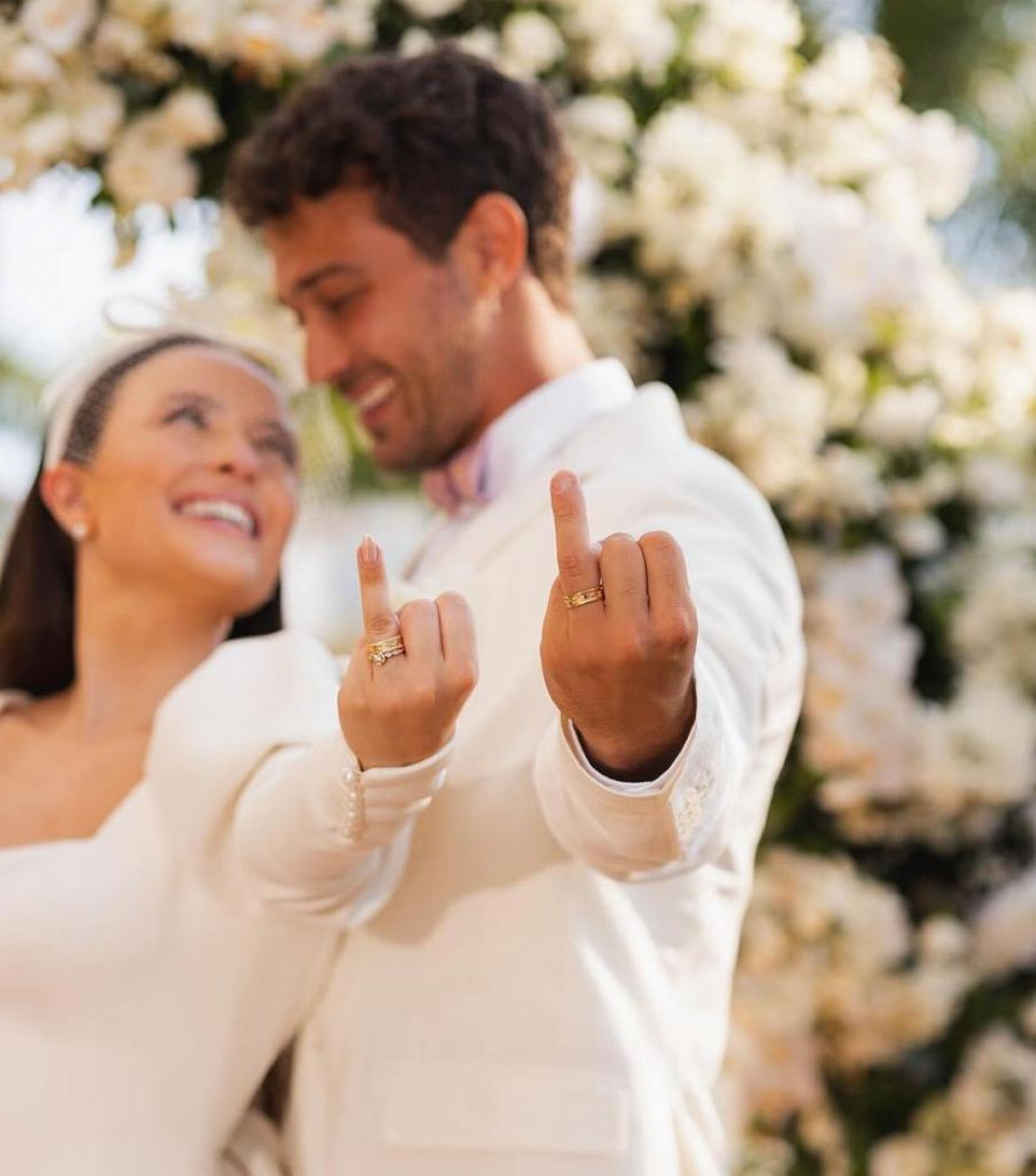 Álbum de casamento de Larissa Manoela e André Luiz Frambach - Reprodução/Instagram