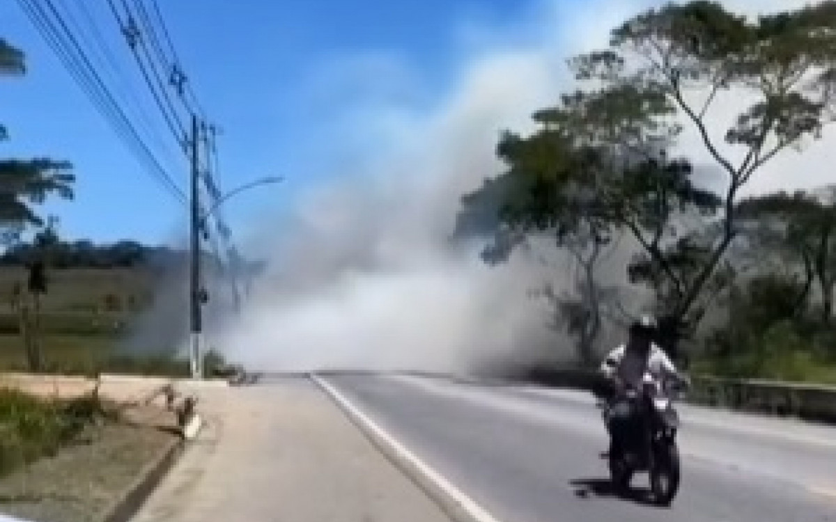 A RJ-162 é uma importante ligação entre o município e a BR-101, também chamada de Rodovia Governador Mário Covas