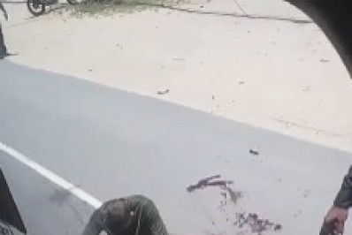 Motociclista quebra perna após colisão em São Pedro da Aldeia
