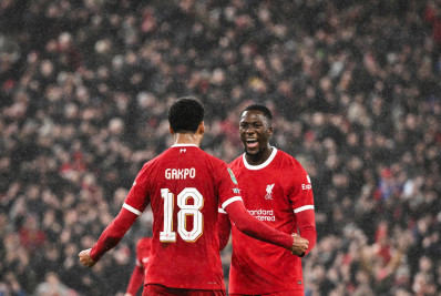 Liverpool atropela o West Ham e é o último classificado para a semifinal da Copa da Liga Inglesa