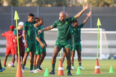 Felipe Melo destaca força do Manchester City: 'Melhor time da Europa nos últimos cinco anos'