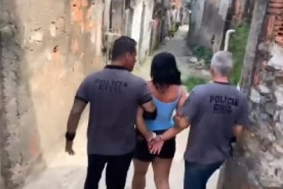 Policiais da 93a DP prendem mulher suspeita de gerenciar tráfico em Volta Redonda
