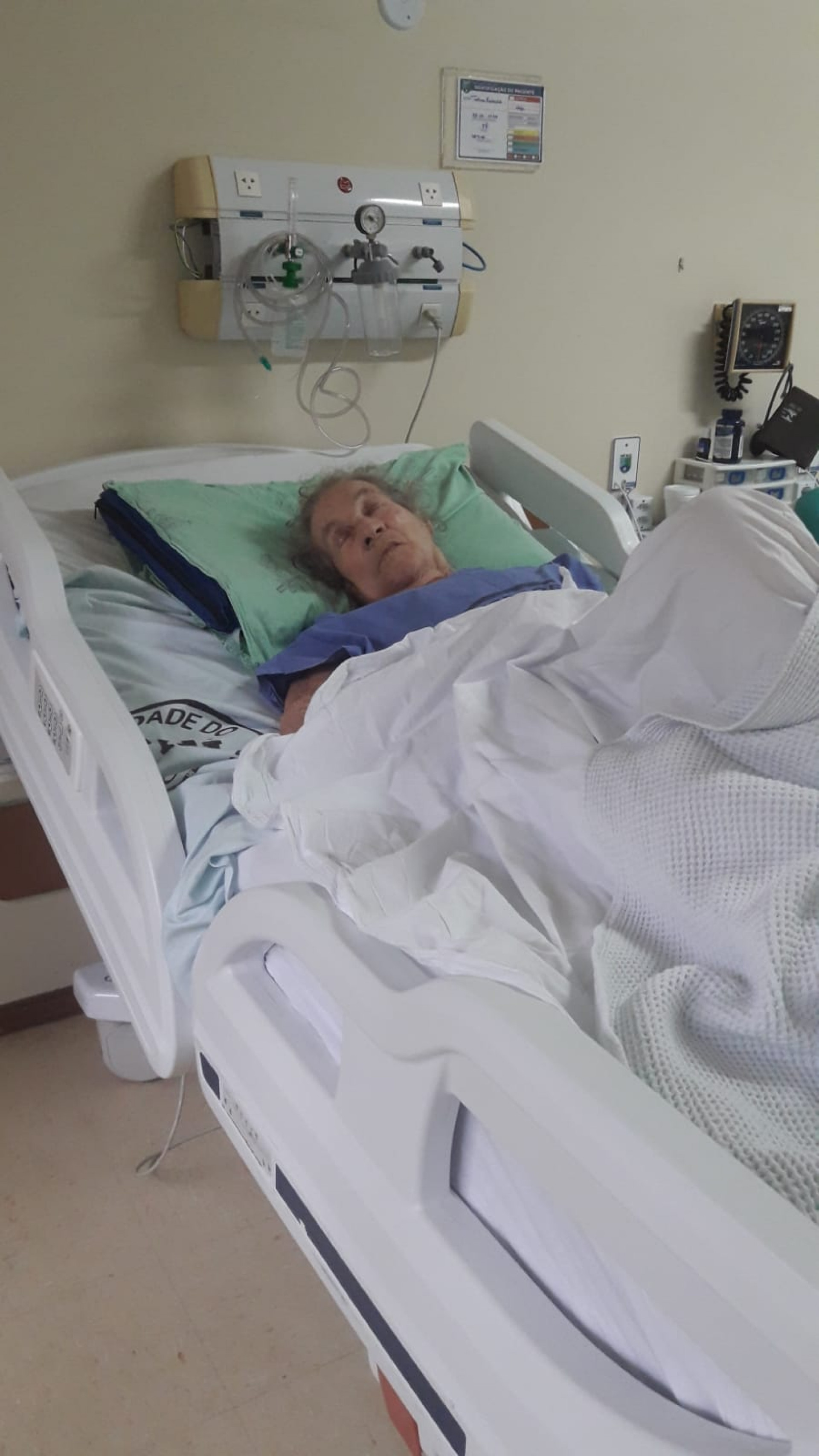 Talmes Ferreira Almeida, de 87 anos, ficou mais de dois meses internada no Hospital de Força Aérea do Galeão, onde contraiu infecção em um ferimento - Arquivo Pessoal