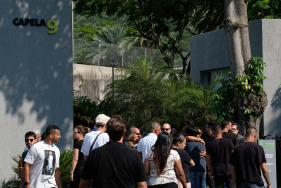 Auditor do Rio assassinado em tentativa de assalto é enterrado na Zona Oeste