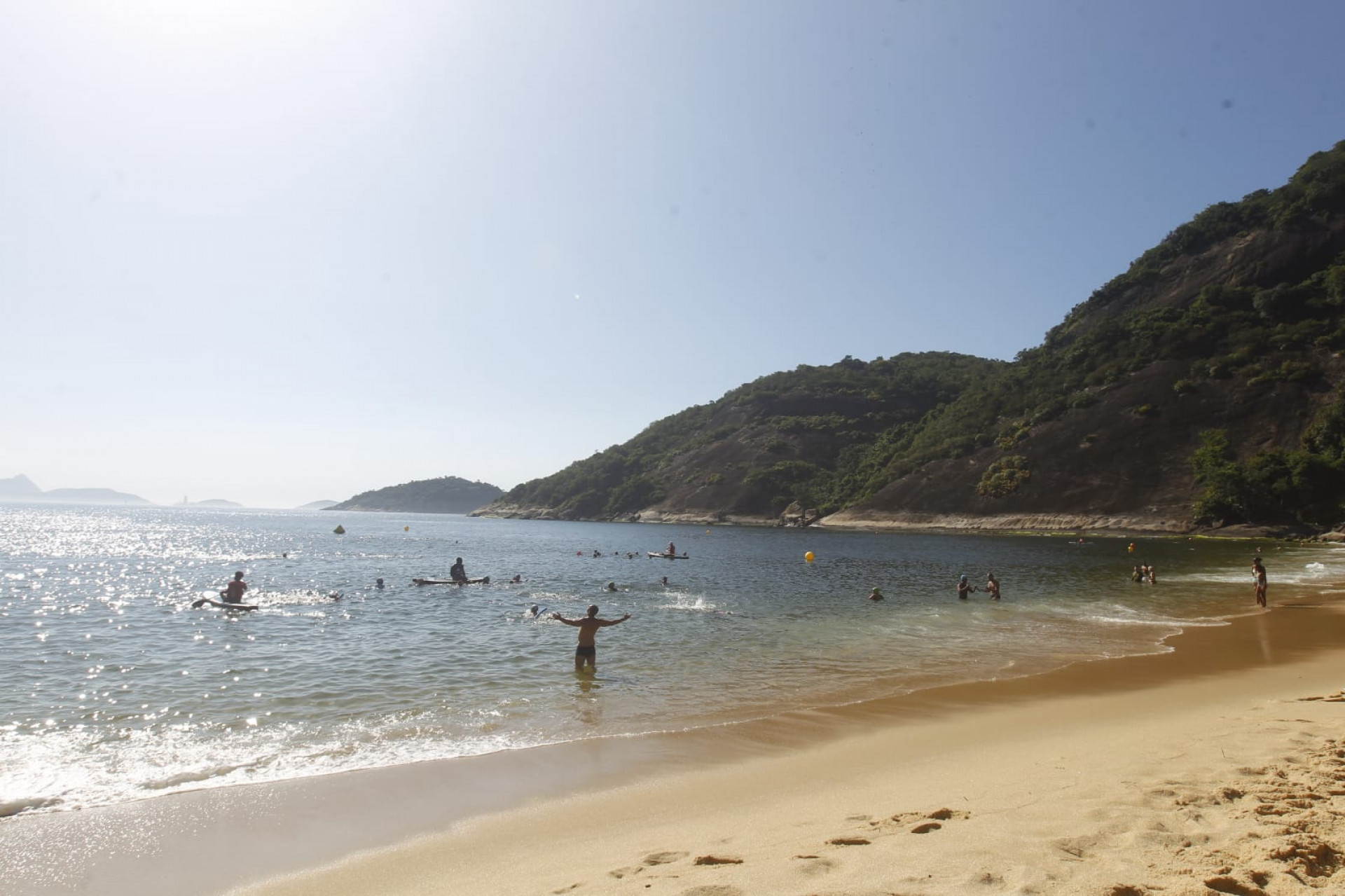 Movimentação na Praia Vermelha, na Urca, Zona Sul do Rio  - Reginaldo Pimenta / Agência O Dia