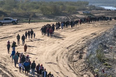 México promete aos EUA maior contenção de migrantes