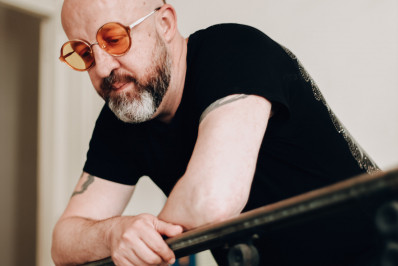 Autor do ‘Manual do Luto’, Fabrício Carpinejar ressalta desafios de conviver com perda durante festas de fim de ano: ‘Períodos torturantes’