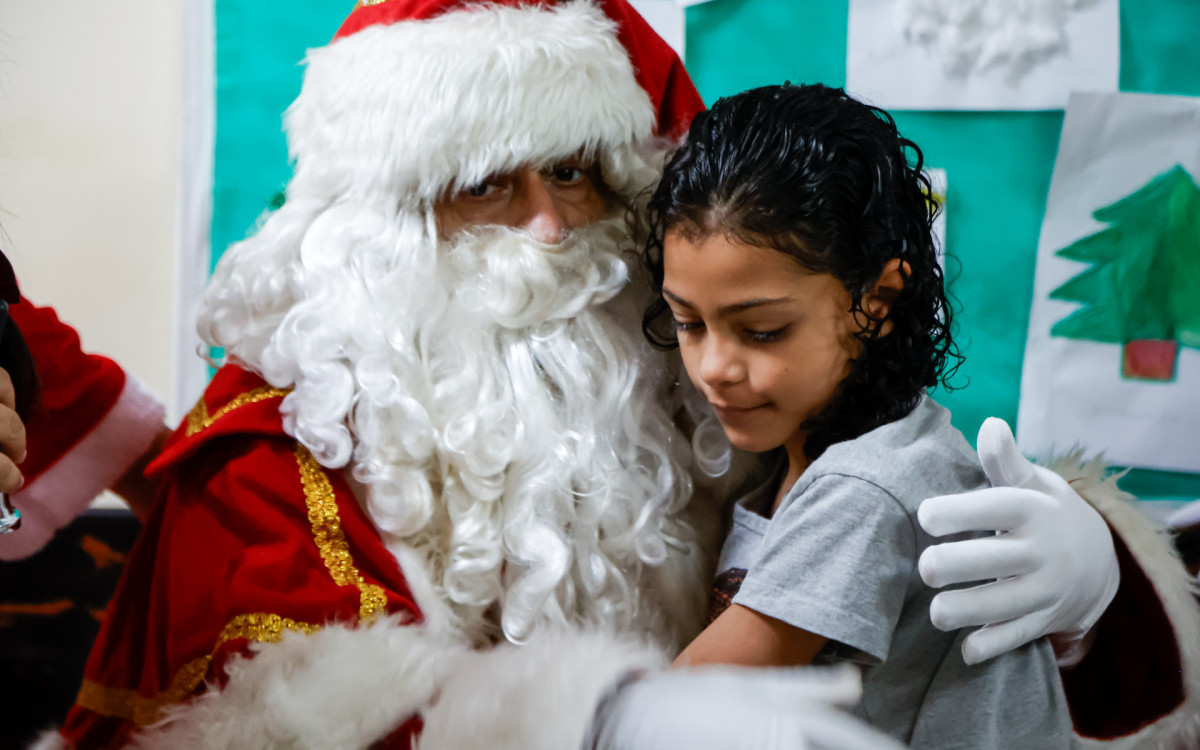 Papai Noel visita o Hospital Municipal Salgado Filho - Edu Kapps / SMS