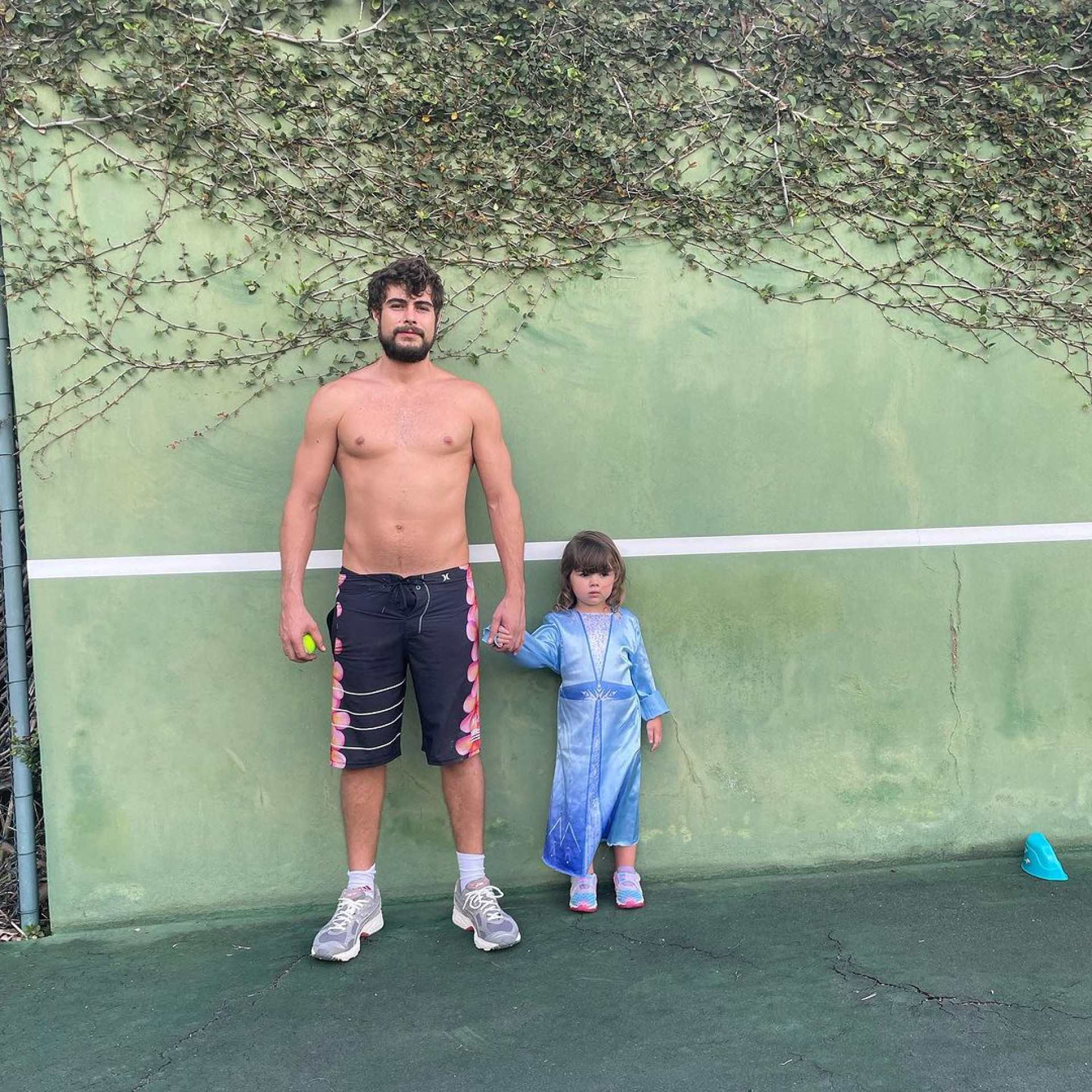 Rafa Vitti mostra o crescimento de sua filha com Tatá Werneck, Clara Maria, comparando fotos tiradas em 2020 e 2023 - Reprodução/Instagram