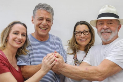 Lula nomeia advogada Carol Proner, esposa de Chico Buarque, para vaga em Comissão de Ética