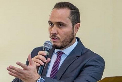 Prefeito de cidade do interior de SP sofre atentado a tiros; autores do crime são identificados