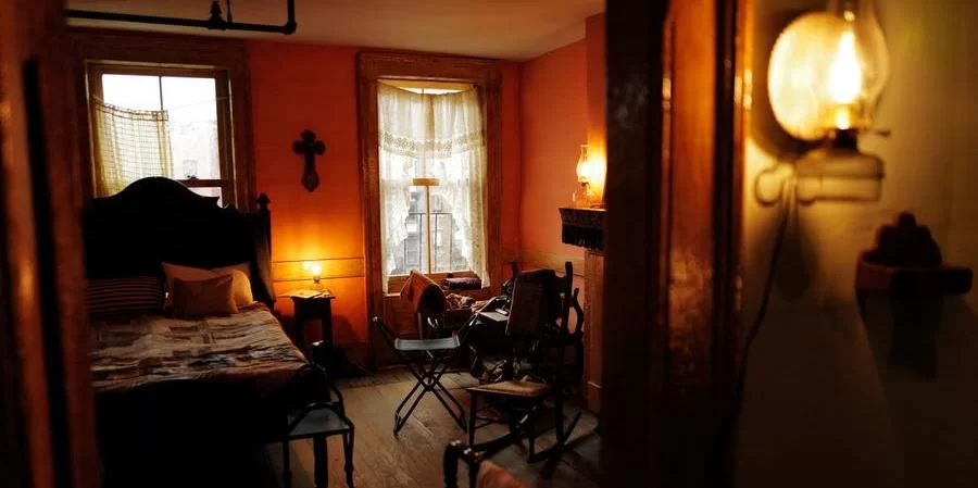 Apartamento reconstruído de Joseph e Rachel Moore, casal afro-americano