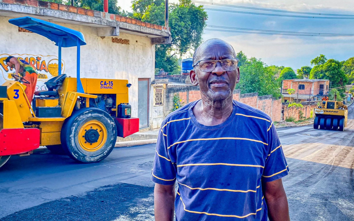 O morador da rua Avestruz, Elias Mota, 67 anos, disse que a pavimentação melhorou a qualidade de vida das pessoas do bairro