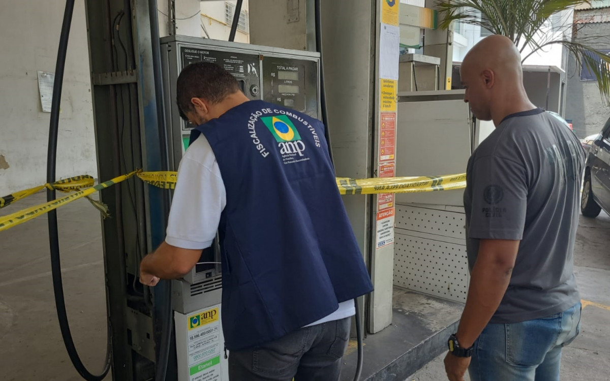 Postos podem receber multas que variam de R$ 5 mil a R$ 5 milhões 