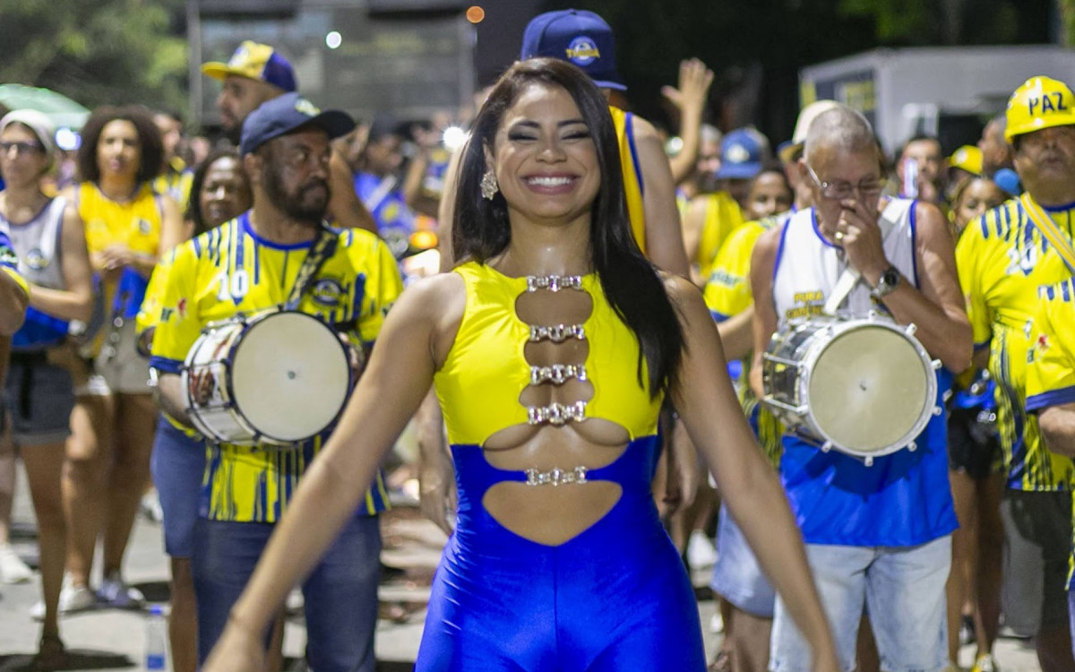 Lexa segue como rainha de bateria da Unidos da Tijuca em 2024
