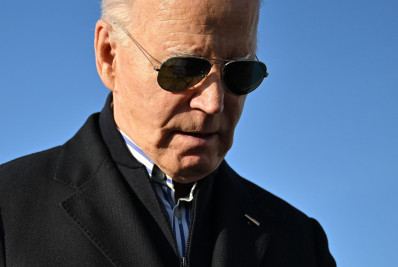 Biden ordena ataque contra grupos paramilitares apoiados pelo Irã no Iraque