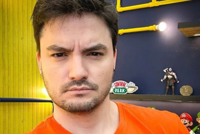 Felipe Neto fica sem ceia de Natal e se revolta com aplicativo: 'Pegaram meu dinheiro'