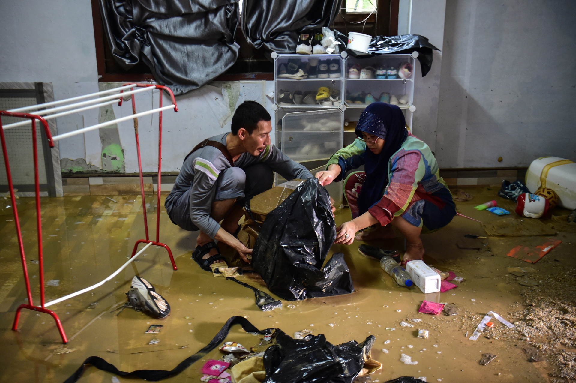 Tailândia enfrenta problemas com inundações desde 22 de dezembro - Madaree Tohlala/ AFP