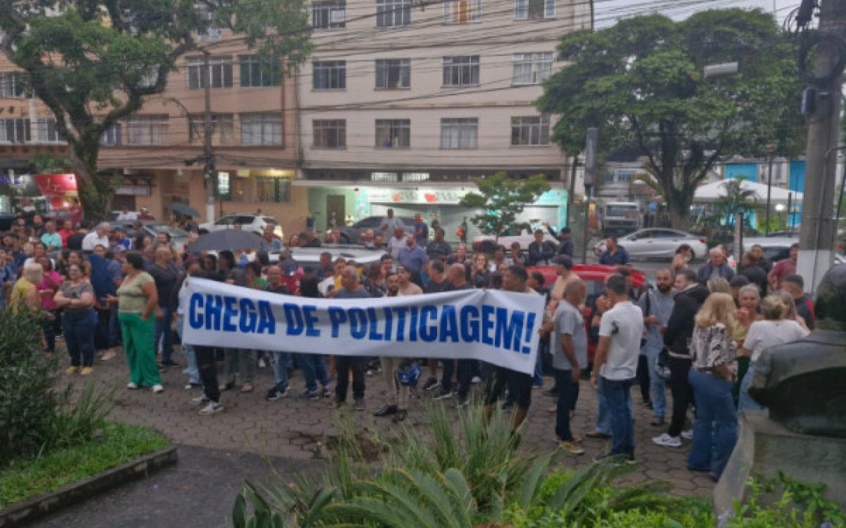 Protestos marcaram votação da LOA na Câmara Municipal