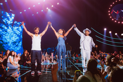 Melim recebe homenagem de gravadora por seus mais de três bilhões de streams