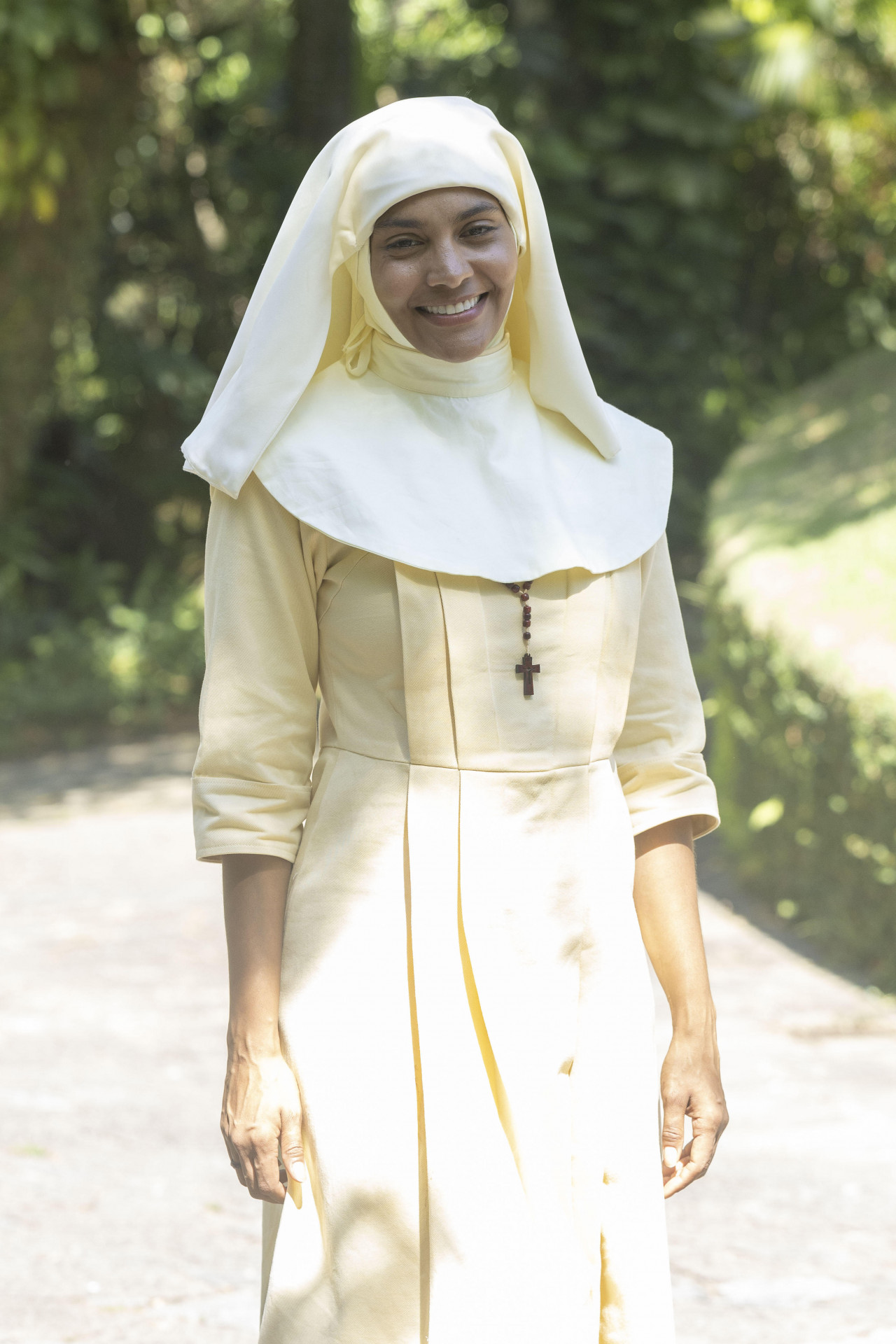 Ramiro (Amaury Lorenzo) sequestra Aline (Barbara Reis) em 'Terra e Paixão' - Globo/Léo Rosario