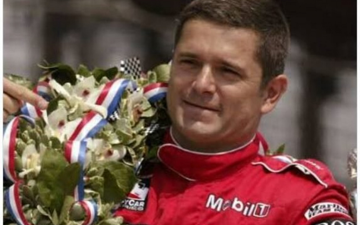 Morre, aos 56 anos, o piloto Gil de Ferran