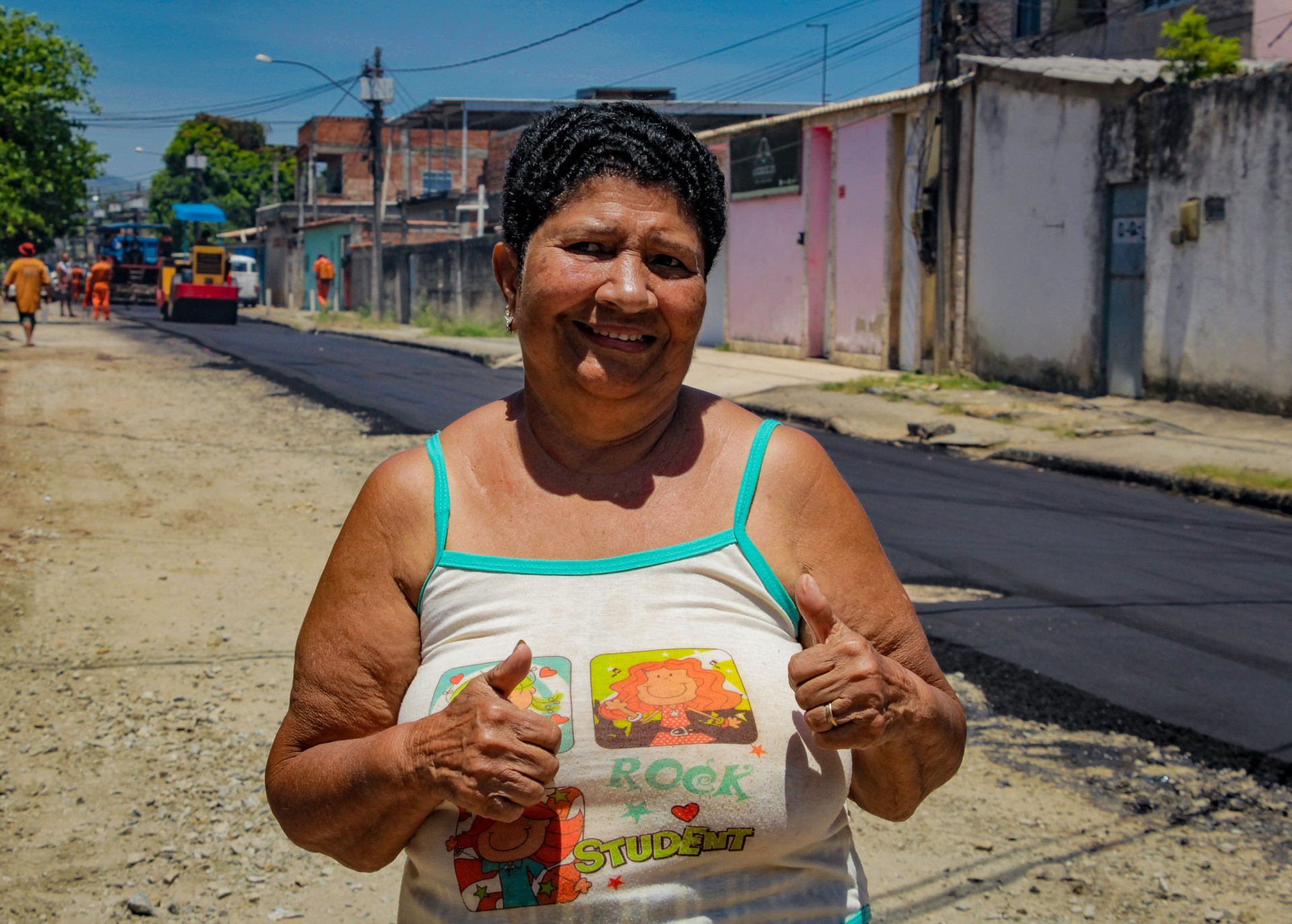Morador da Rua P&eacute;ricles, Marco Antonio elogiou o trabalho realizado pela Prefeitura - Kristian Amarante/PMBR