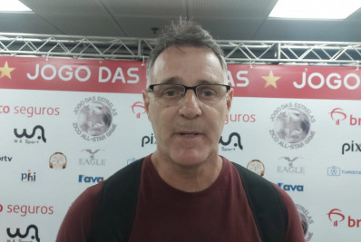 Carlos Germano elogia Léo Jardim e aposta em Vasco forte em 2024