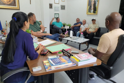 Falta de energia na região continua e moradores voltam a fechar rodovia